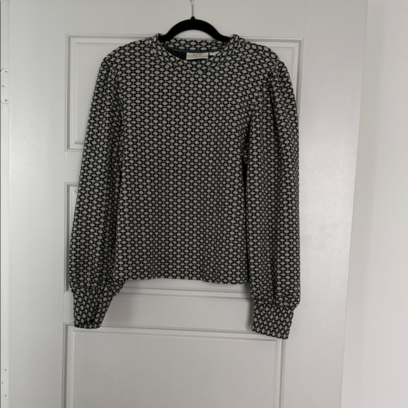 Anthropologie Sweaters - Anthropologie Green and Cream Geometric Puff-Sleeve Sweater